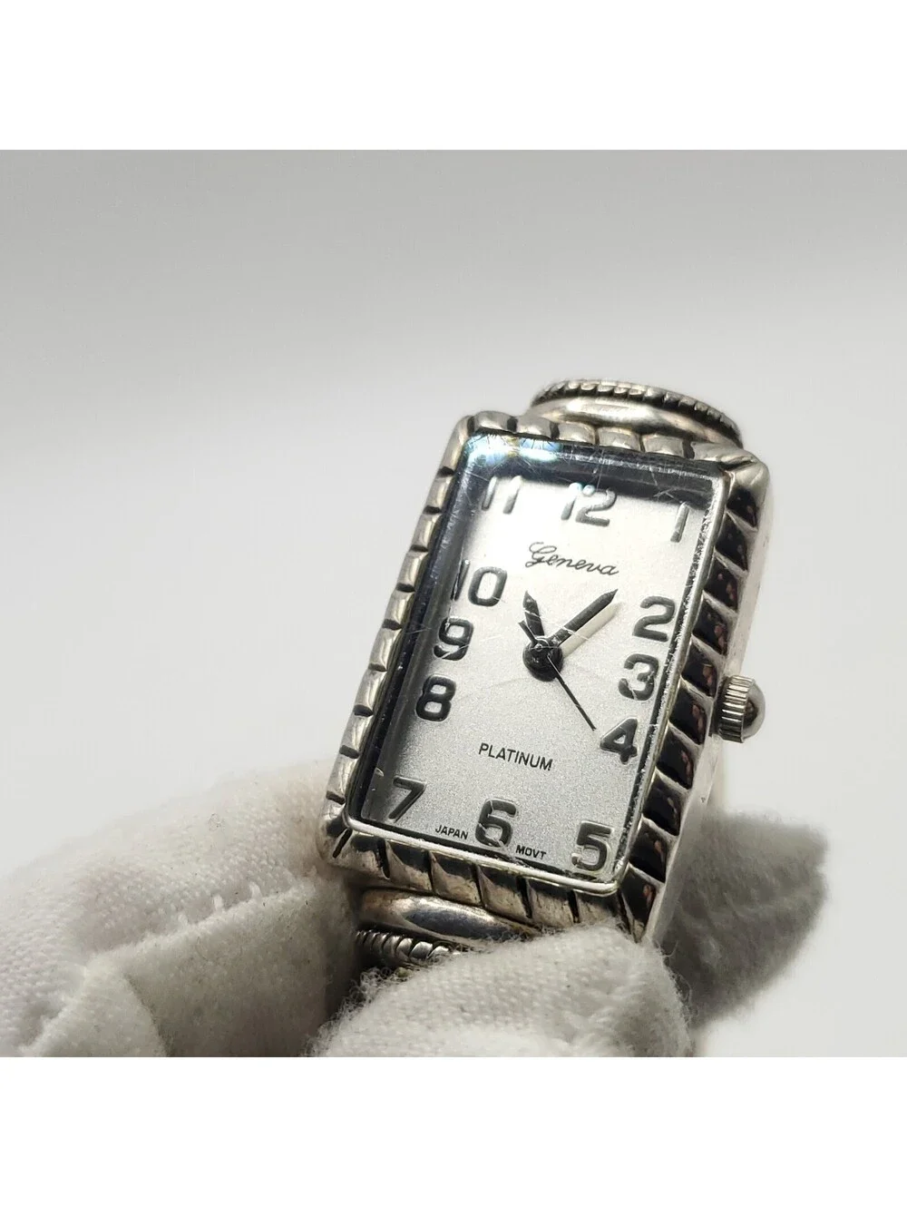 Geneva Platinum Silver Tone Quartz Toggle Band Womens Watch 19mm New Battery
